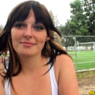 Alice Nyson in 'Love bone'