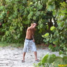 Ariana Cruz in 'Super freaks'