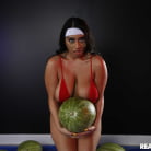 Violet Myers in 'Wetter Melons'