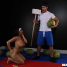 Violet Myers in 'Wetter Melons'