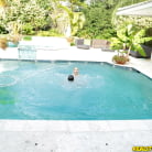 Goldie Oritz in 'Goldie glutes'