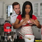 Jenna J Foxx in 'Round And Brownies'