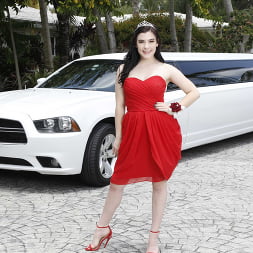 Prom Queen Pussy