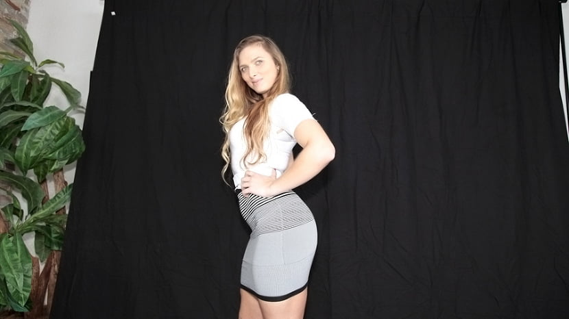 Downward booty