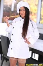 Lexy Bandera - Spicy Chef | Picture (1)