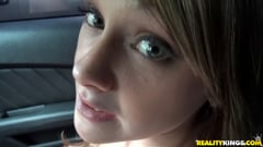 Lizzie Bell - Lizzies lips | Picture (66)