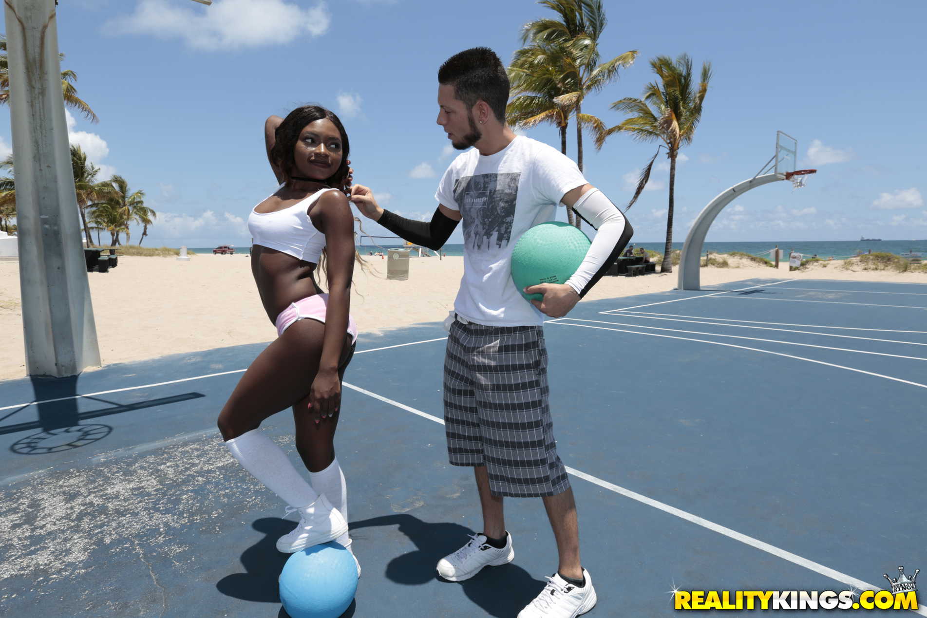 Slam Dunk Booty