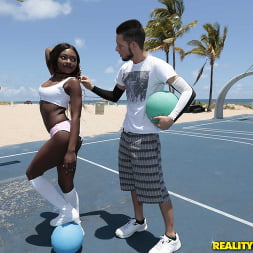Slam Dunk Booty