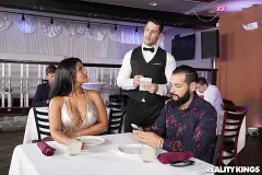 Rose Monroe - Tip The Waiter Again | Picture (66)