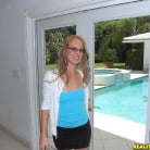 Taylor Slit in 'Pussy party'